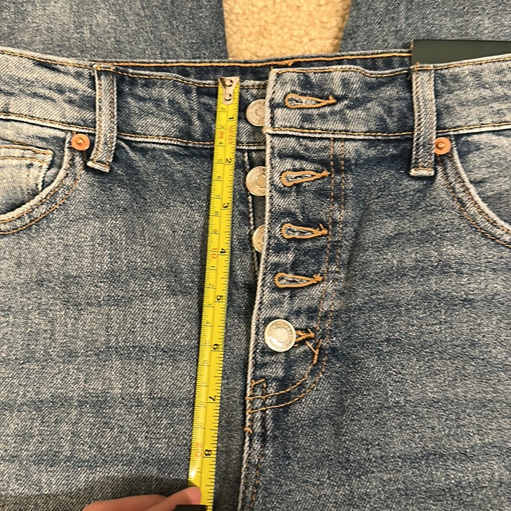 Women’s High - Rise Jeans - Picture 11 of 14